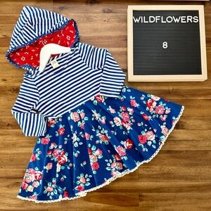 Wildflowers Happy Go Lucky Team Player Top 8 Blue Stripes Floral Red Hood Knit